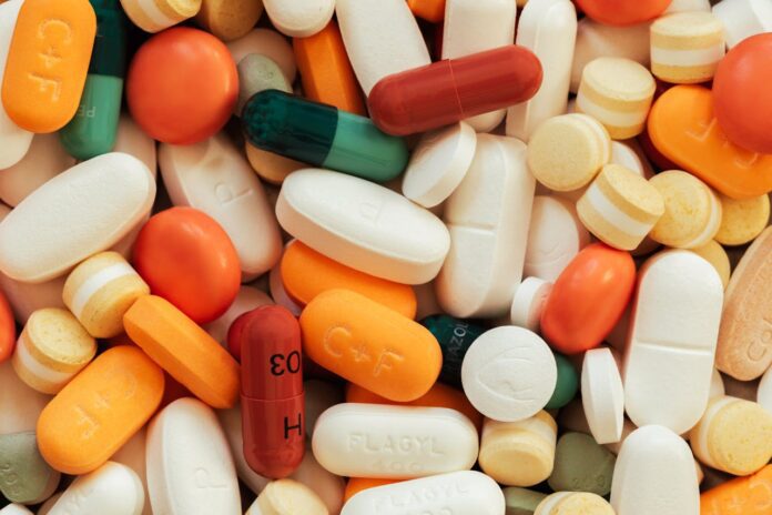 Best Multivitamins for Men and Women